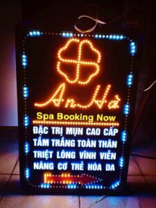 hộp đèn LED đổi màu